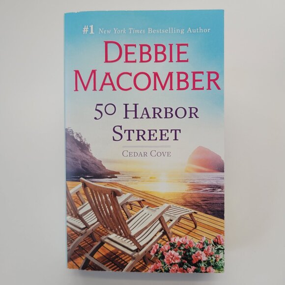 50 Harbor Street: Cedar Cove By Debbie Macomber Book - Paperback - Picture 2 of 7